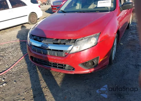 2010 Ford Fusion S from USA, damaged, VIN 3FAHP0GA6AR190519
